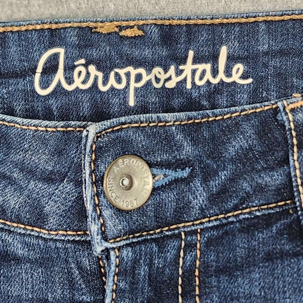 Aeropostale Distressed Boyfriend Jean Shorts‎ Womens Size 2 Blue Denim 30x4.5